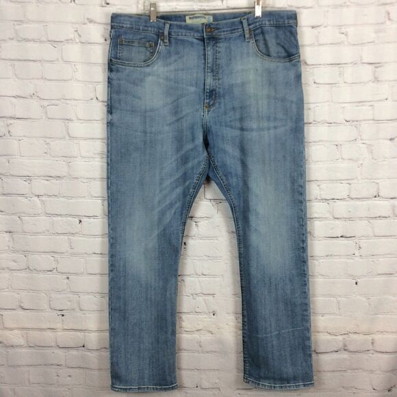 Wrangler Premium Quality Jeans Men’s Size 40x30 Straight Fit Flex Denim Cowboy - Picture 1 of 10